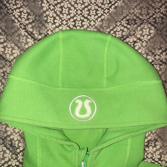 LULU LEMON neon green scuba hoodie - Picture 2 of 5